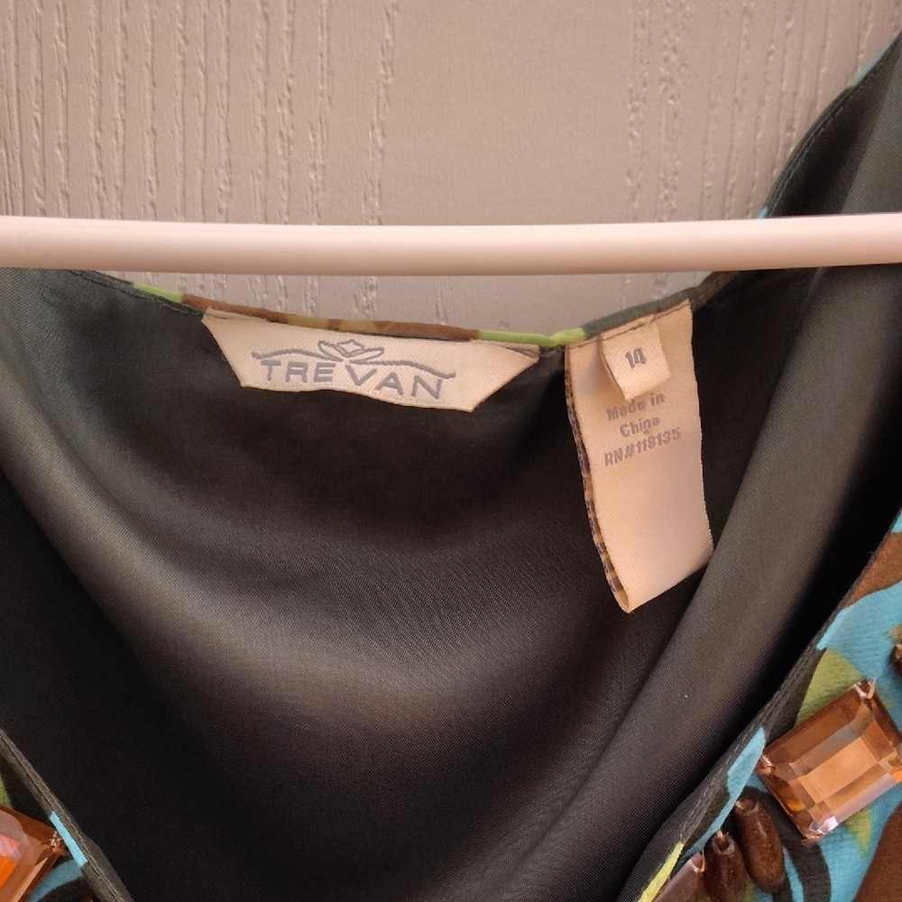 Chic Geometric Patterned Mini Dress - image 2